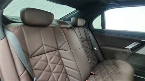 2024 BMW 7 Series 740i