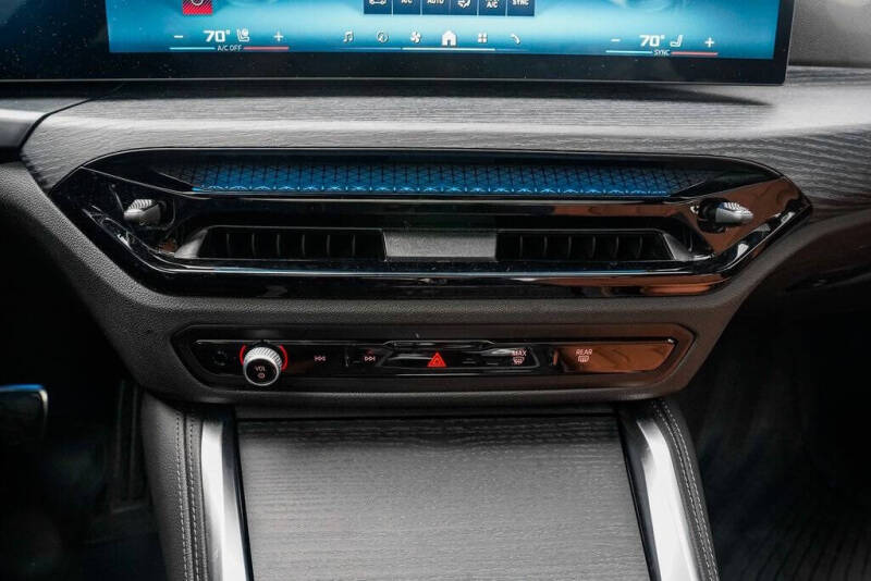 2025 BMW 2 Series M240i xDrive