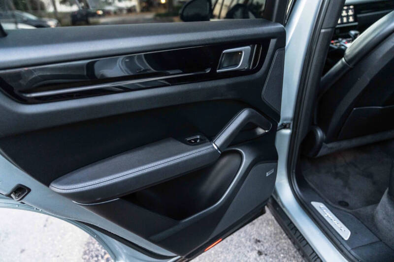 2020 Porsche Cayenne
