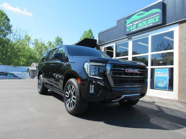 2022 GMC Yukon AT4's photo