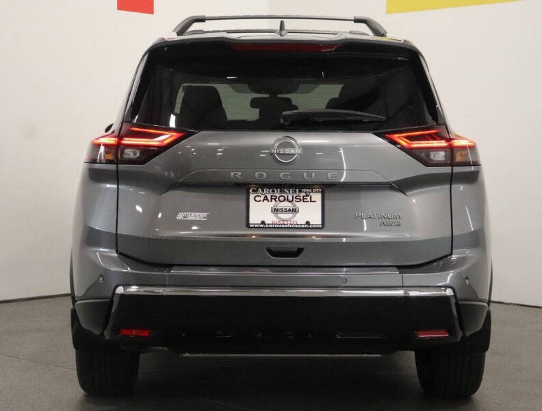 2025 Nissan Rogue Platinum