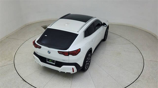 2025 BMW X2 xDrive28i
