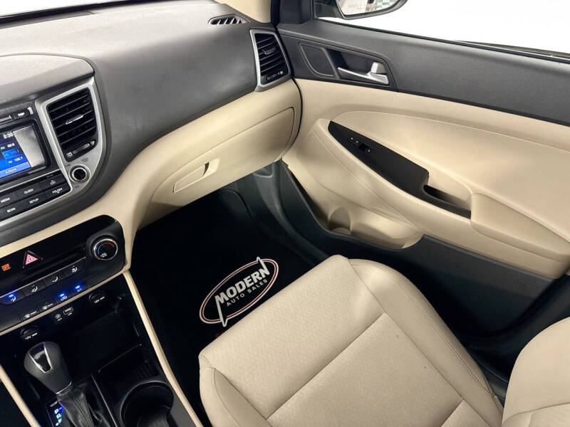 2017 Hyundai Tucson SE