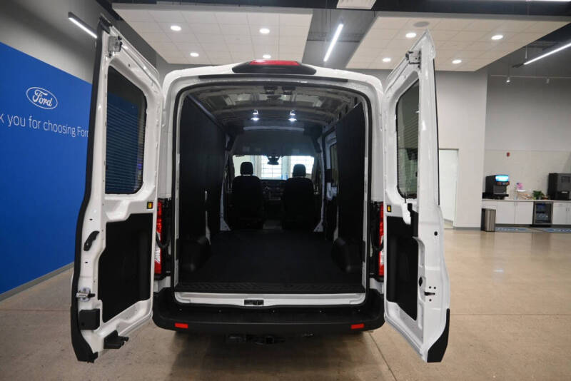 2025 Ford Transit 250