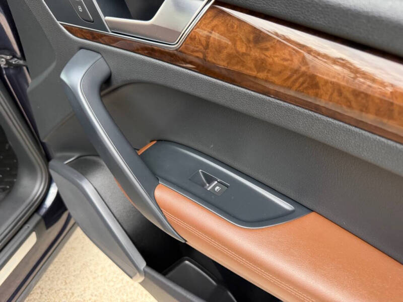 2020 Audi Q5 quattro Premium Plus 45 TFSI