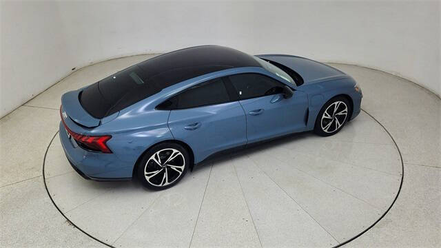 2022 Audi e-tron GT quattro Premium Plus