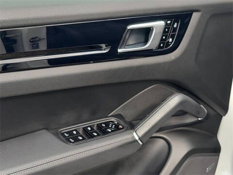 2021 Porsche Cayenne