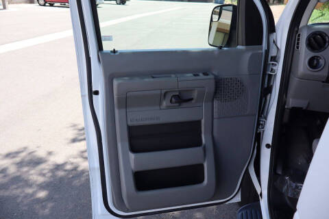 2012 Ford E-Series E-350 SD