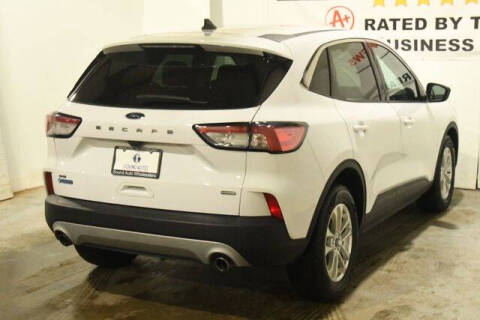 2022 Ford Escape Hybrid SE