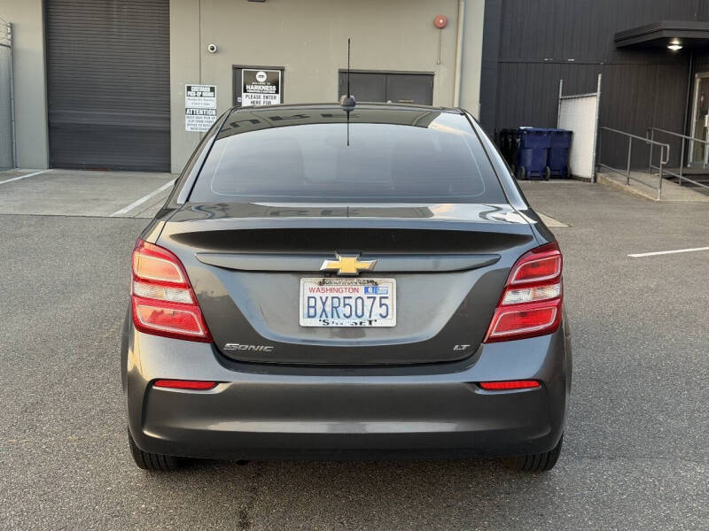 2017 Chevrolet Sonic LT Auto