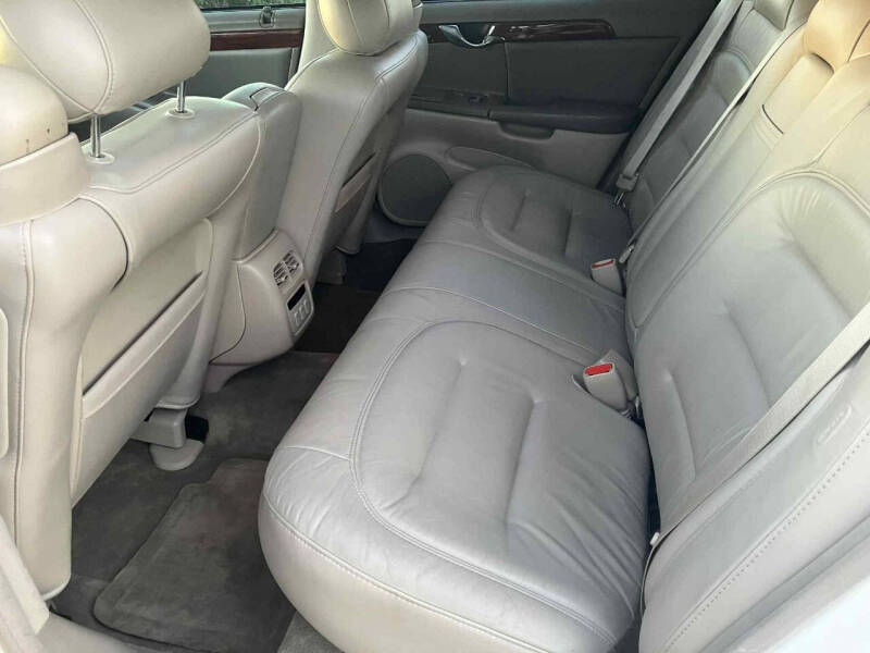 2002 Cadillac DeVille