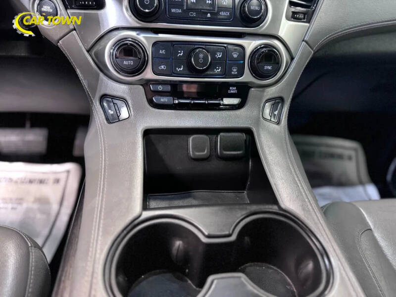 2017 Chevrolet Suburban LT