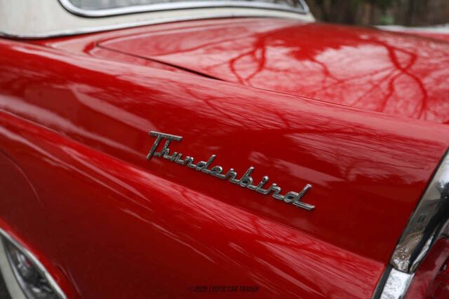 1956 Ford Thunderbird