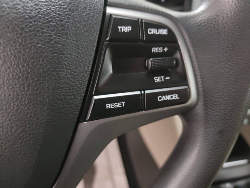 2017 Hyundai Elantra Value Edition