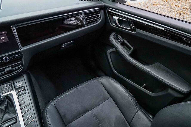 2021 Porsche Macan