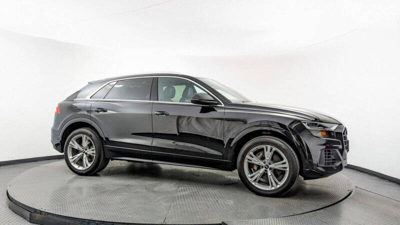 2022 Audi Q8 quattro Premium Plus 55 TFSI