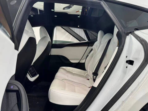 2021 Tesla Model S Plaid
