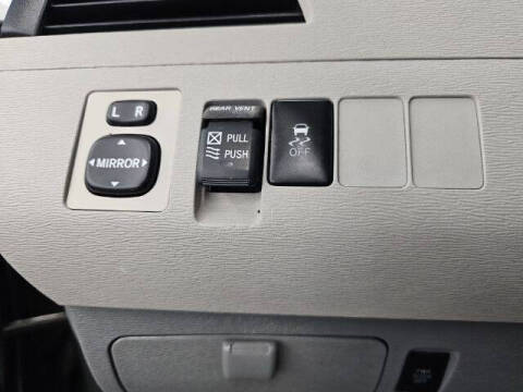 2012 Toyota Sienna XLE 8-Passenger