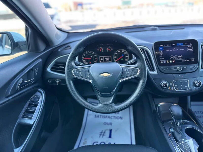 2024 Chevrolet Malibu LT