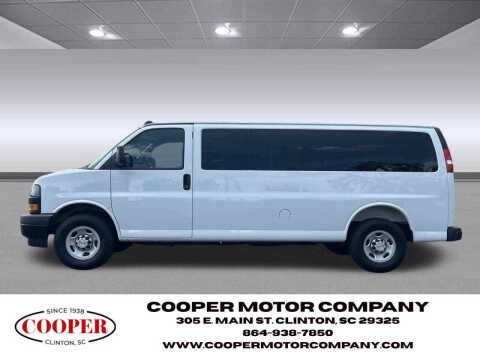 2025 Chevrolet Express LS 3500