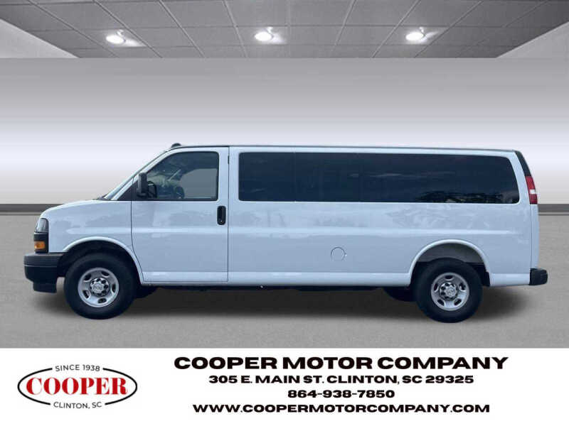 2025 Chevrolet Express LS 3500