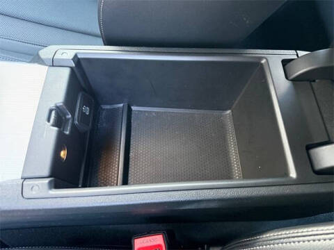 2024 BMW 3 Series 330i xDrive