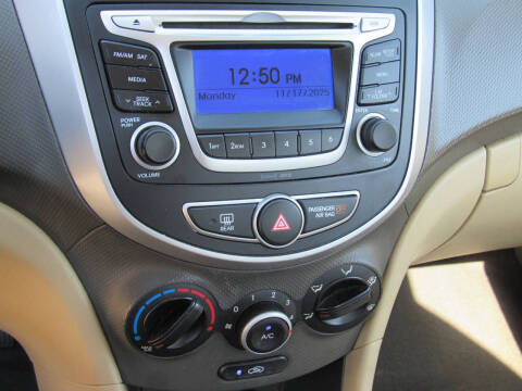 2014 Hyundai Accent GLS