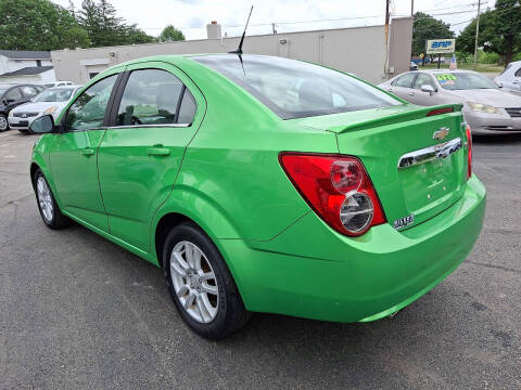 2014 Chevrolet Sonic LT Auto