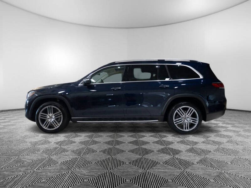 Used 2022 Mercedes-Benz GLS GLS450 with VIN 4JGFF5KE8NA753237 for sale in North Olmsted, OH