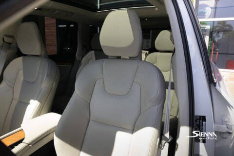 2022 Volvo XC90 Recharge T8 Inscription Expression 7P