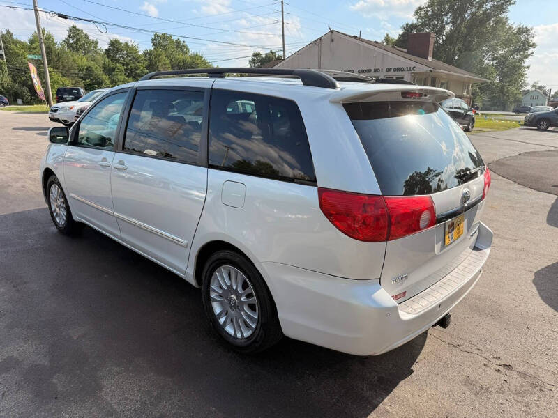 2008 Toyota Sienna XLE