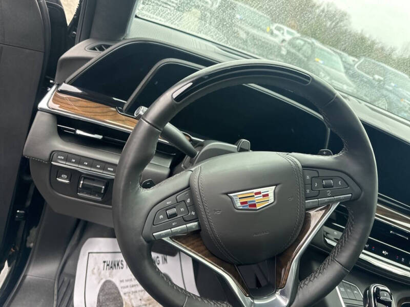 2024 Cadillac Escalade ESV Sport Platinum