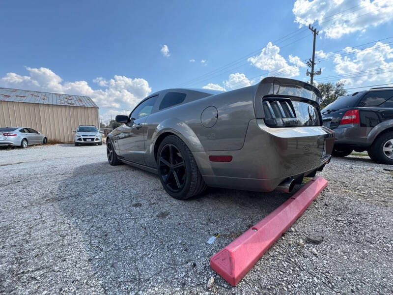 2005 Ford Mustang