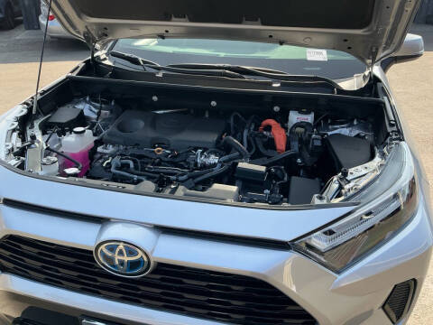 2023 Toyota RAV4 Hybrid SE