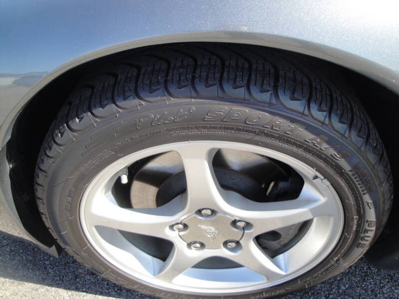 2004 Chevrolet Corvette