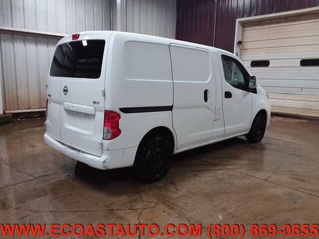 2017 Nissan NV200 SV