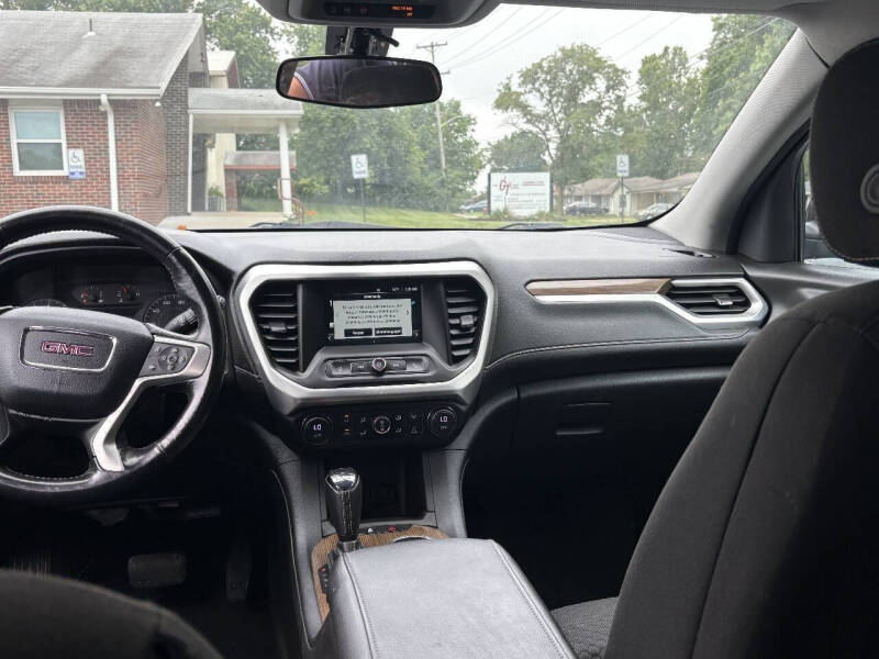 2017 GMC Acadia SLE-1