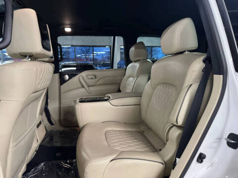 2023 Infiniti QX80 Sensory