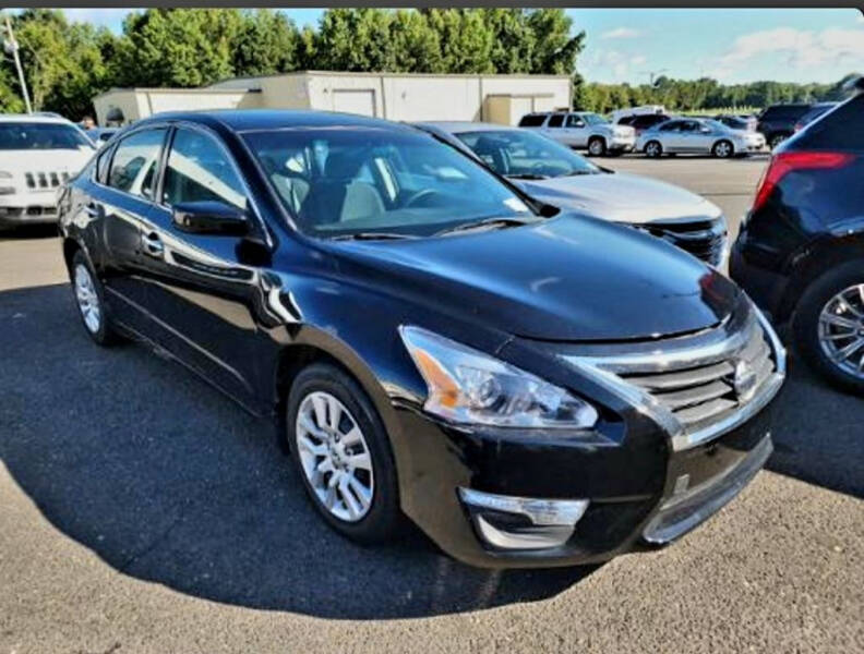 2015 Nissan Altima for sale at Dad's Auto Sales in Newport News VA