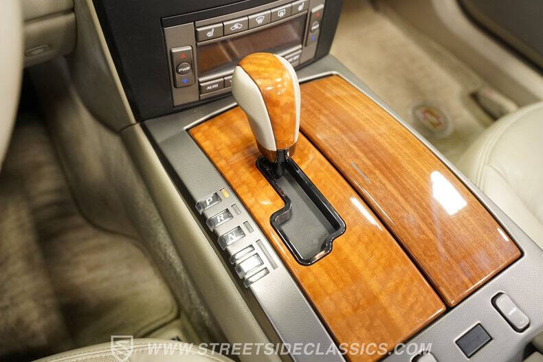 2005 Cadillac XLR