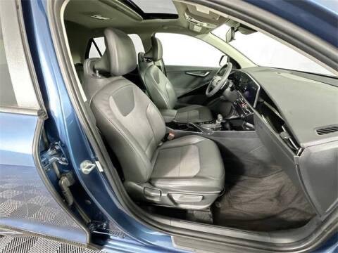 2023 Kia Niro EX Touring