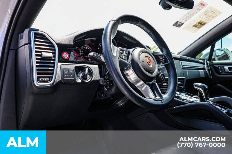 2023 Porsche Cayenne E-Hybrid Coupe Platinum Edition