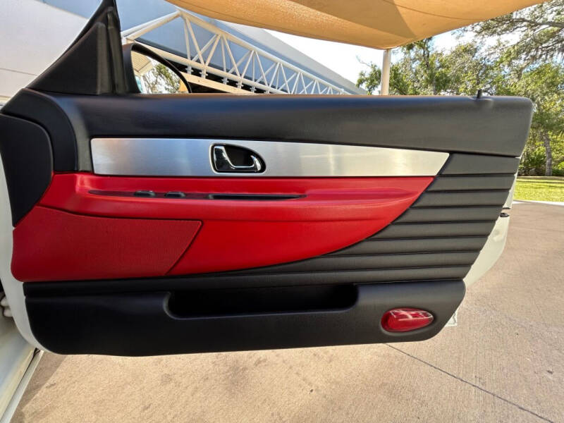 2003 Ford Thunderbird