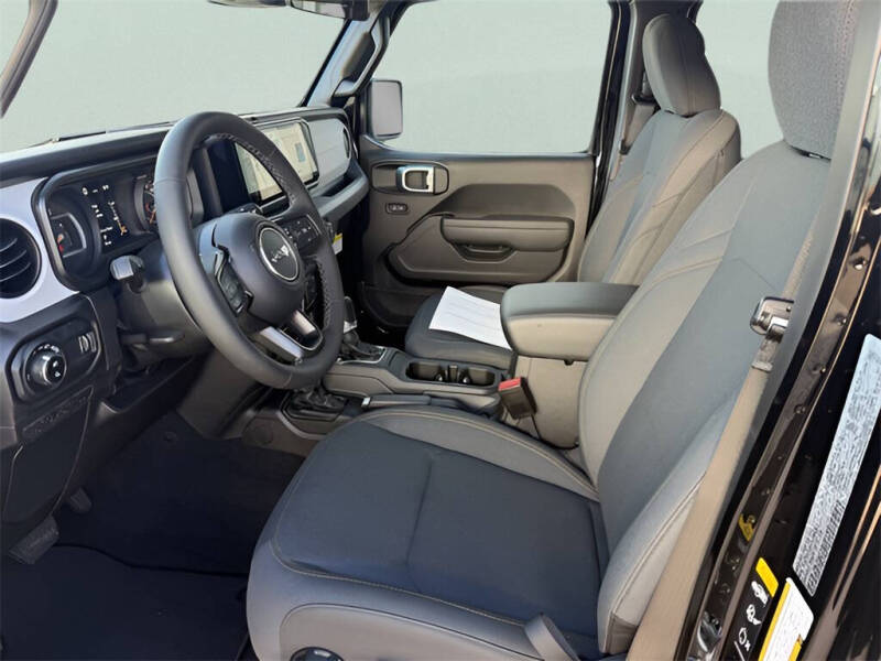 2026 Jeep Gladiator Sport S