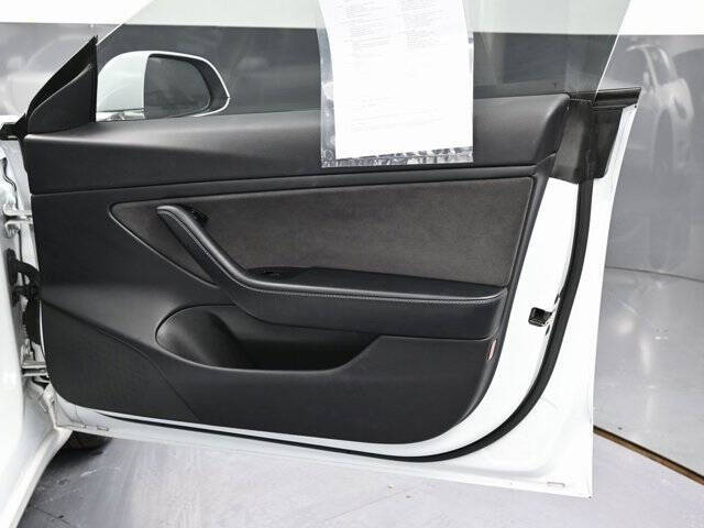 2019 Tesla Model 3 Mid Range