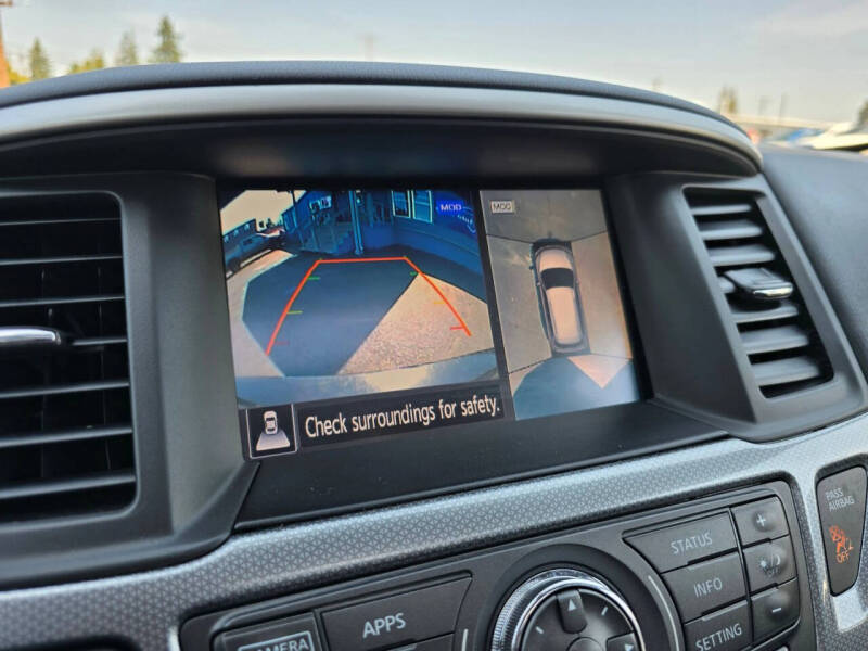 2017 Nissan Pathfinder