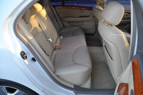 2004 Lexus LS 430