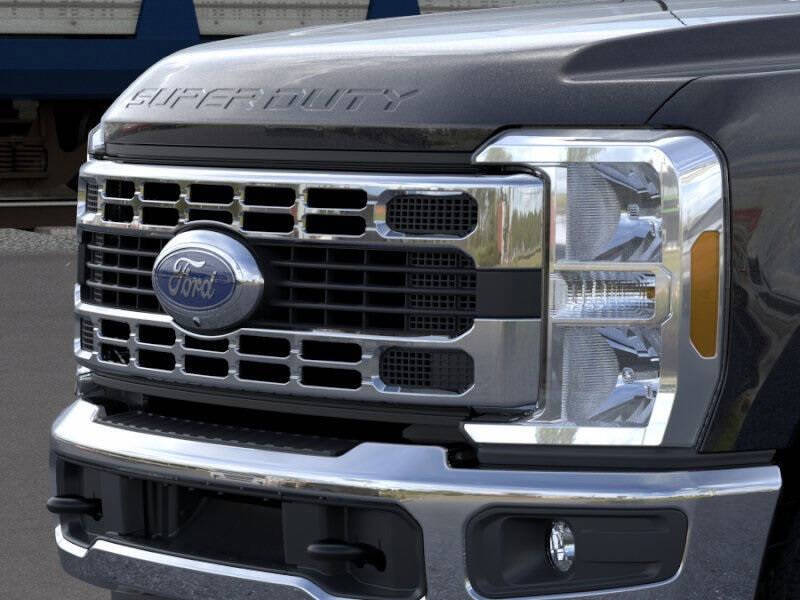 2026 Ford F-350 Super Duty XLT