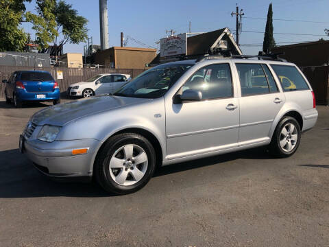 2003 Volkswagen Jetta for sale at C J Auto Sales in Riverbank CA