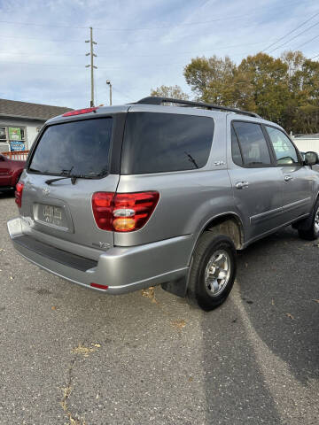 2002 Toyota Sequoia SR5